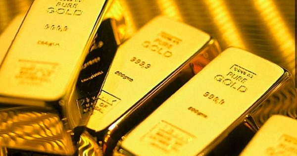 Giá vàng liên tục lập đỉnh, chuyên gia bất ngờ đưa ra khuyến nghị mới
